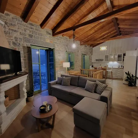 Casa Nostra Maisonette *