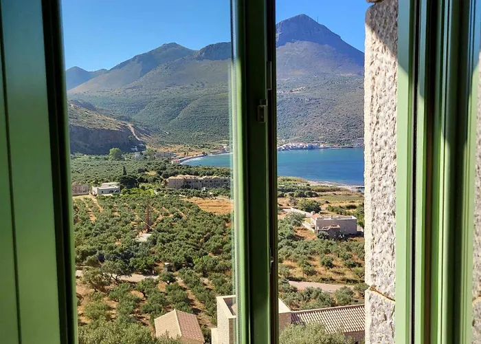 Casa Nostra Maisonette * Oitylo