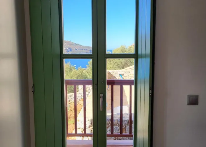 Casa Nostra Maisonette Oítilon